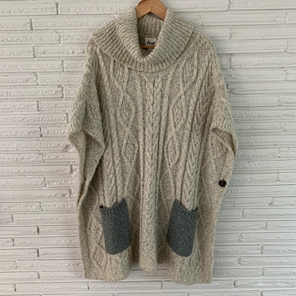 Maternity Cable-knit Sweater Poncho